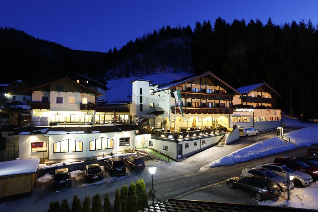 Panoramahotel Guertl Haus im Ennstal Exterior photo